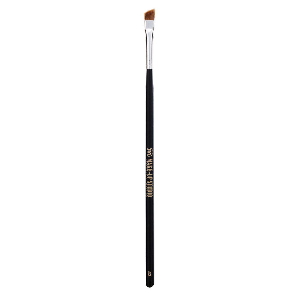 Make-Up Studio Brushes No. 42 Arch Brush Slanted Make-up Kwast