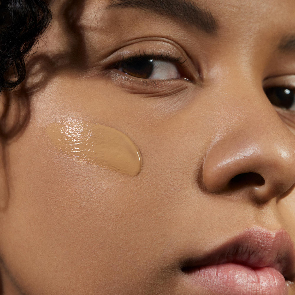 MÁDARA Make-Up Foundation Semi-Matte Peptide Foundation