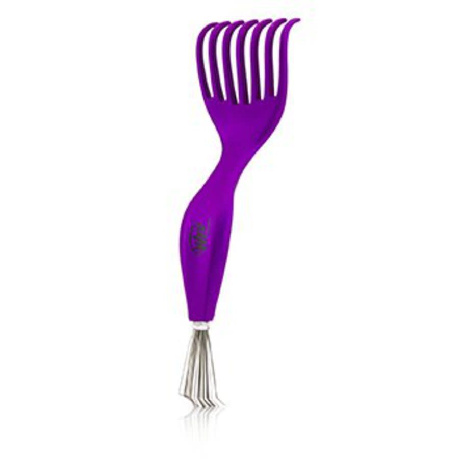 The Wet Brush Pro Brush Cleaner