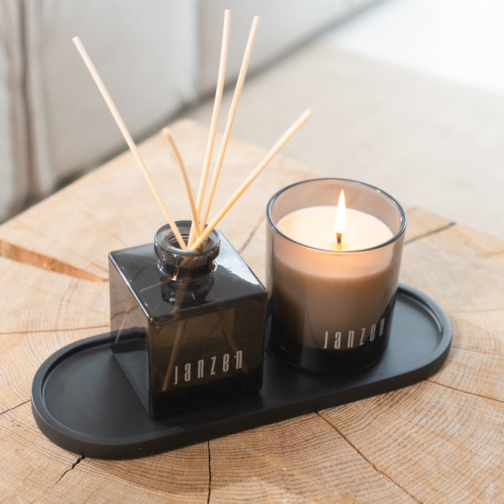 Janzen Sun 81 Scented Candle Geurkaars Lemon & Yellow Iris